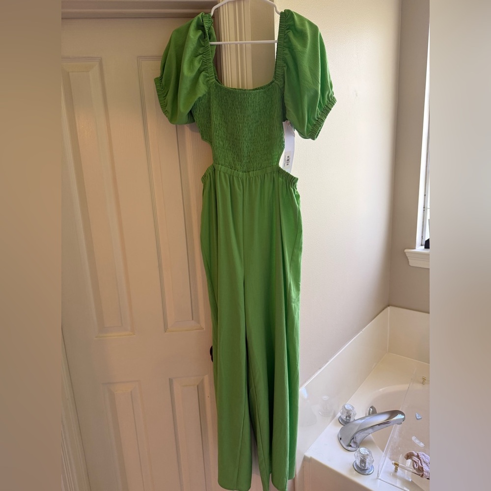 Lumiere Green Puff Sleeve Jumpsuit